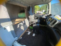 
										2019 HINO 258 26ft box truck w/sleeper w/liftgate full									