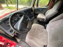 
										2015 Freightliner cascadia semi truck automatic dd15 full									