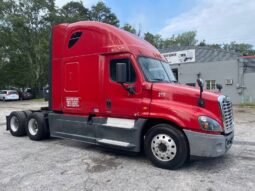 
										2015 Freightliner cascadia semi truck automatic dd15 full									