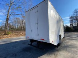 
										2002 Isuzu ftr side door van truck full									