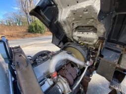 
										2002 Isuzu ftr side door van truck full									