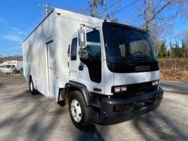 2002 Isuzu ftr side door van truck