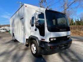 2002 Isuzu ftr side door van truck