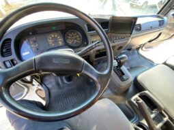 
										2002 Isuzu ftr side door van truck full									