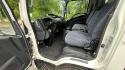 
										2023 Isuzu npr hd 20ft box truck full									