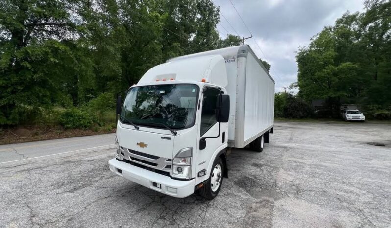 
								2023 Isuzu npr hd 20ft box truck full									