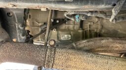 
										2019 Isuzu 14ft landscaper dump truck full									
