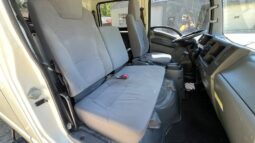 
										2019 Isuzu 14ft landscaper dump truck full									