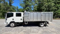 
										2019 Isuzu 14ft landscaper dump truck full									