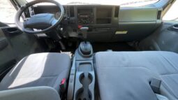 
										2019 Isuzu 14ft landscaper dump truck full									