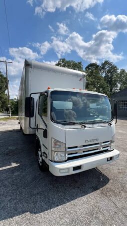 
										2013 Isuzu npr 20ft box truck full									