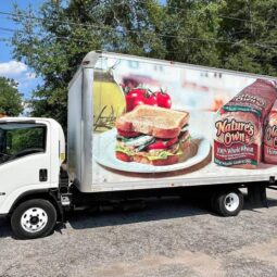
										2013 Isuzu npr 20ft box truck full									