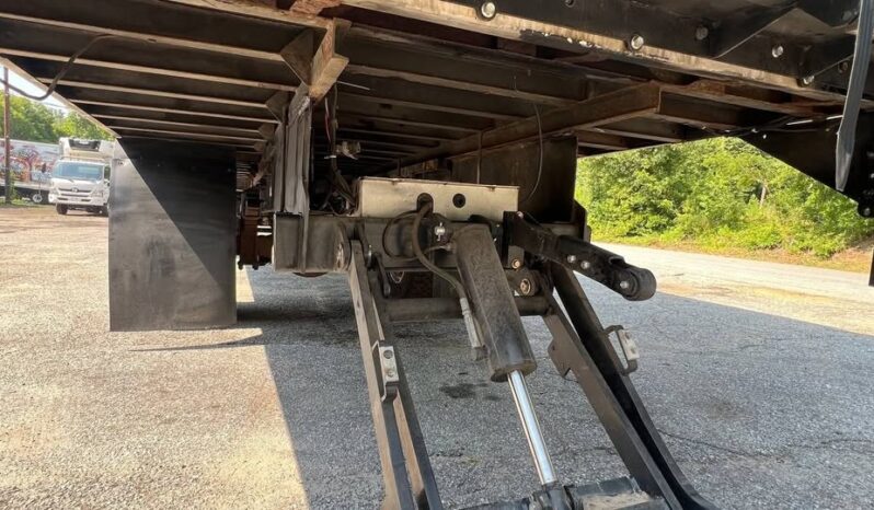 
								2023 Freightliner 26ft moving box truck side door liftgate full									