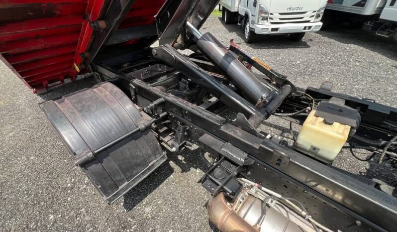 
								2024 Isuzu nrr roll-off dump truck full									