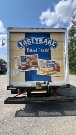 
										2013 Isuzu npr 20ft box truck full									