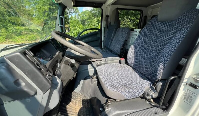 
								2024 Isuzu 16 ft crew cab landscaper box truck full									