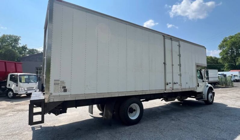 
								2023 Freightliner 26ft moving box truck side door liftgate full									