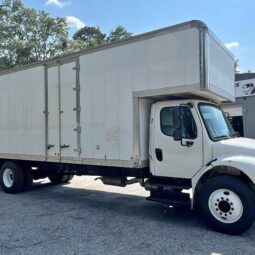 
										2023 Freightliner 26ft moving box truck side door liftgate full									
