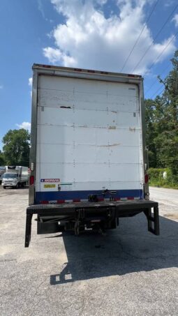 
										2023 Freightliner 26ft moving box truck side door liftgate full									