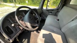 
										2023 Freightliner 26ft moving box truck side door liftgate full									