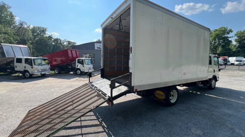 
								2024 Isuzu 16 ft crew cab landscaper box truck full									