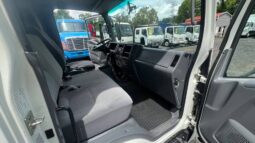 
										2022 Isuzu NPR HD 20ft box truck side door w/liftgate full									