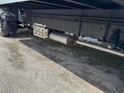 
										2025 Chevrolet 4500 lcf 18ft box truck side roll up door w/liftgate full									