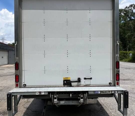 
								2024 Isuzu 16 ft box truck w/liftgate full									