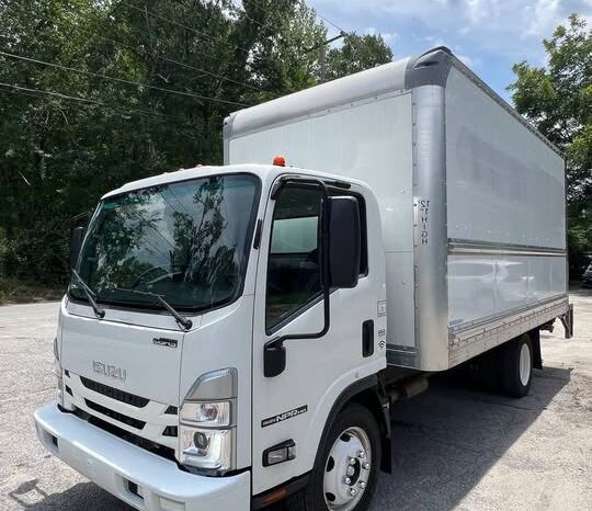 
								2024 Isuzu 16 ft box truck w/liftgate full									