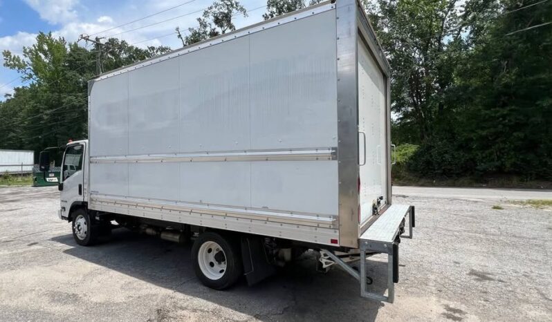 
								2024 Isuzu 16 ft box truck w/liftgate full									