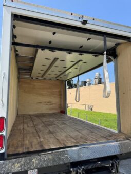 
										2025 Chevrolet 4500 lcf 18ft box truck side roll up door w/liftgate full									