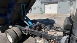 
										2018 Isuzu npr hd 12ft metal scrap dump truck full									