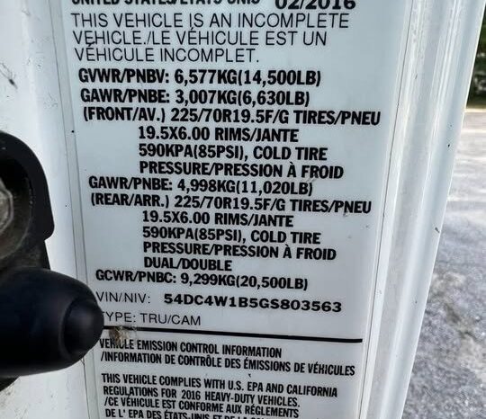 
								2016 Isuzu NPR HD 12ft scarp metal dump truck full									