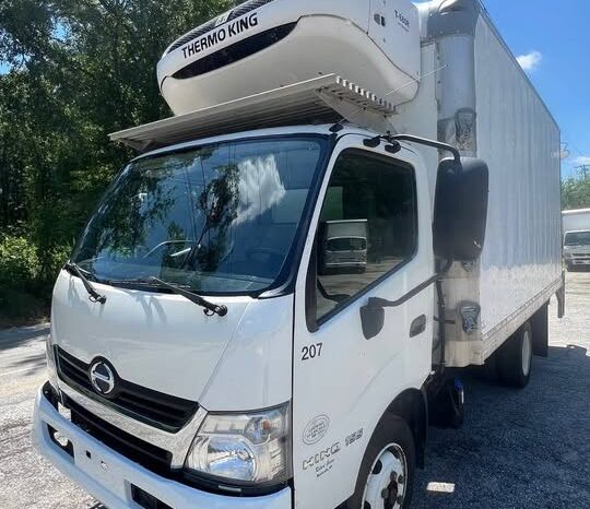 
								2020 HINO 195 16ft refrigerated box truck 80k miles side door liftgate full									