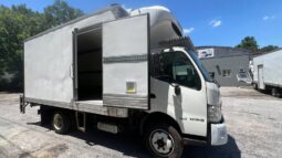 
										2020 HINO 195 16ft refrigerated box truck 80k miles side door liftgate full									
