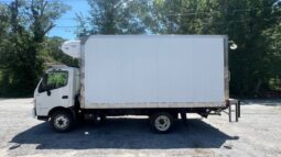 
										2020 HINO 195 16ft refrigerated box truck 80k miles side door liftgate full									