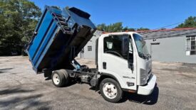 2018 Isuzu npr hd 12ft metal scrap dump truck