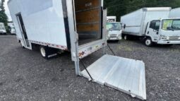 
										2022 Isuzu NPR HD 20ft box truck side door w/liftgate full									