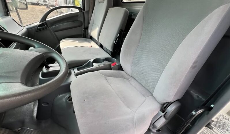 
								2022 Isuzu 16ft refrigerated van w/liftgate THERMOKING full									