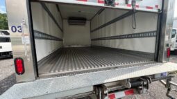 
										2022 Isuzu 16ft refrigerated van w/liftgate THERMOKING full									